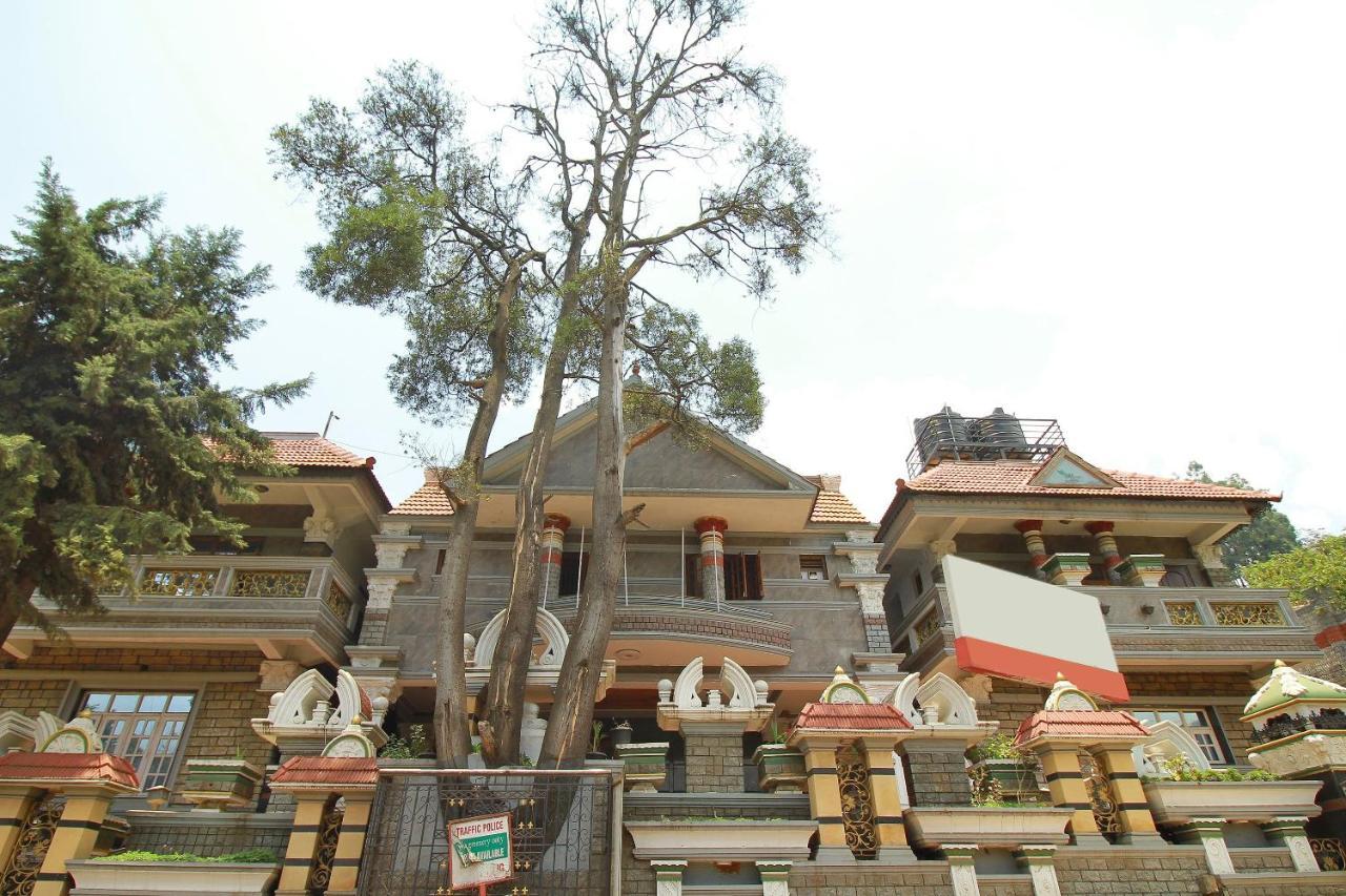 Collection O 14241 The Greenery - Holiday Inn Ooty Luaran gambar